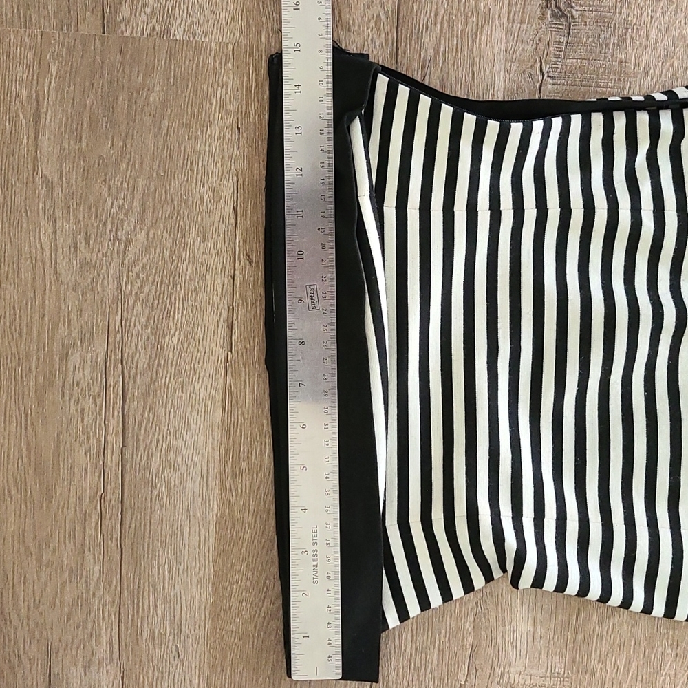 Zara black and white stripped strapless tube dress. - Picture 7 of 8